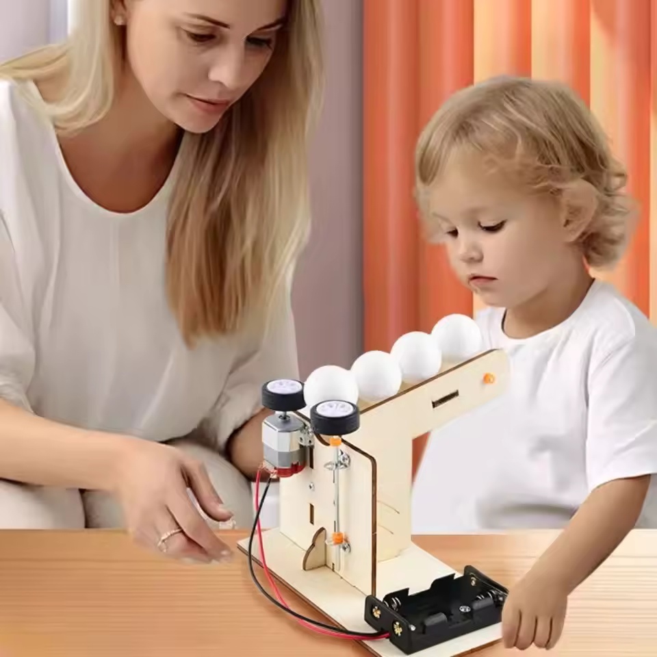 DIY Automatic Ball Server Mach - Kinetic Kids Education recensie en prijs